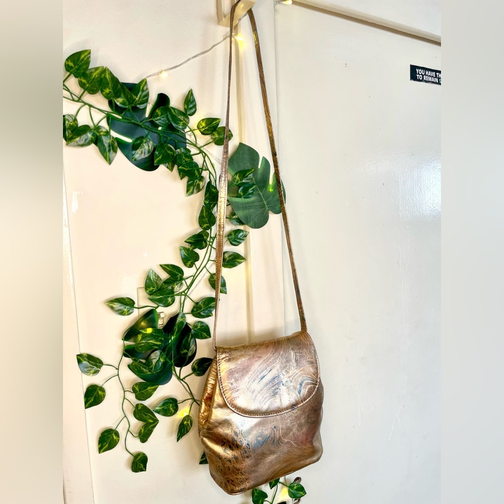 Metallic Gold Vintage Crossbody Bag